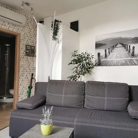 아파트 Jetty Apartman